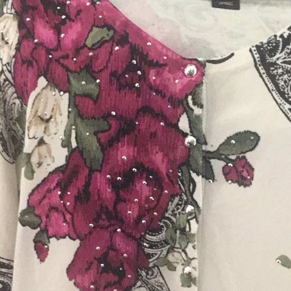 White House Black Market Outfit - Picture 4 of 10